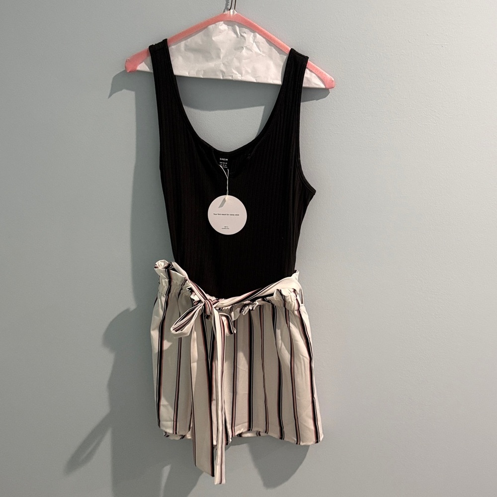 One piece tank top + shorts romper size XL
